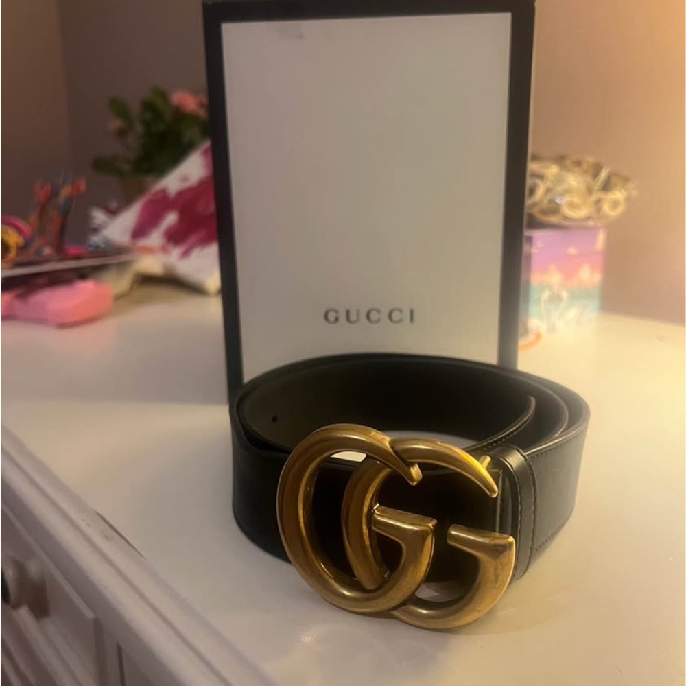 Gucci Black Leather Belt with Gold Buckle 85 cm